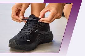 brooks sports shoes